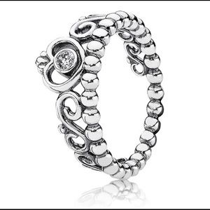Pandora princess ring size 6